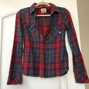 Aritzia Classic Fit Flannel in a size Small